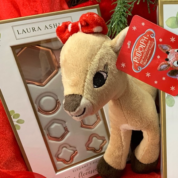 Laura Ashley Other Laura Ashley Wine Accessory Set Led Candle Set